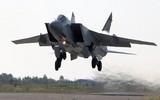 [ẢNH] Nghiêm trọng: 4 tiêm kích MiG-31 của Nga đồng loạt hạ cánh khẩn cấp, điều gì đã xảy ra?
