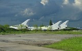 [ẢNH] Dàn oanh tạc cơ Tu-22M bị Nga 