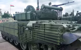 [ẢNH] Nga bàn giao xe tăng T-72B3 lắp ráp cùng đợt với T-90S/SK cho khách hàng đặc biệt