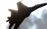 [ẢNH] Su-27 Nga bị chiến đấu cơ NATO 