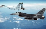[ẢNH] Su-27 Nga bị chiến đấu cơ NATO 