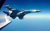 [ẢNH] Su-27 Nga bị chiến đấu cơ NATO 
