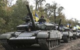 [ẢNH] Ukraine mở chiến dịch tổng tấn công ly khai miền Đông trong 2 ngày tới?