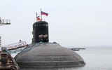 [ẢNH] Tàu ngầm Nga phục kích dưới eo biển Kerch sẵn sàng 