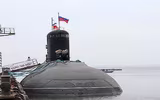 [ẢNH] Tàu ngầm Nga phục kích dưới eo biển Kerch sẵn sàng 