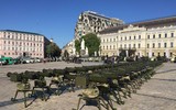 [ẢNH] Xe tăng Nga gặp nguy khi Ukraine triển khai tên lửa 