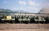 [ẢNH] Nga để lộ bí mật triển khai xe tăng sát biên giới Ukraine vì ảnh vệ tinh