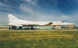 [ẢNH] Ngạc nhiên trước sức mạnh phi đội máy bay ném bom Tu-22M3 của Ukraine