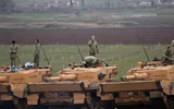 [ẢNH] Quân đội Syria - Thổ Nhĩ Kỳ giao tranh ác liệt, nguy cơ chiến tranh toàn diện