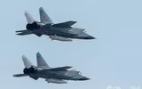 [ẢNH] MiG-31 mang tên lửa Kinzhal lắp đầu đạn hạt nhân tuần tra biển Đen, Ukraine 