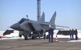 [ẢNH] MiG-31 mang tên lửa Kinzhal lắp đầu đạn hạt nhân tuần tra biển Đen, Ukraine 