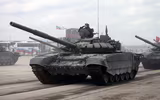 [ẢNH] Hơn 1.000 xe tăng Nga áp sát biên giới gia tăng sức ép lên Ukraine