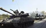 [ẢNH] Hơn 1.000 xe tăng Nga áp sát biên giới gia tăng sức ép lên Ukraine