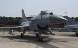 [ẢNH] Trung Quốc khoe tên lửa chống radar sao chép vượt trội bản gốc của Nga