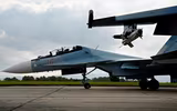 [ẢNH] Không phải Su-35S hay Su-30SM, đây mới là chiếc tiêm kích Nga khiến Ukraine 
