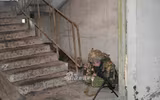 [ẢNH] Quân đội Ukraine ào ạt tiến vào 