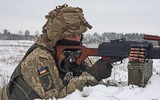 [ẢNH] Quân đội Ukraine ào ạt tiến vào 