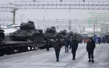[ẢNH] Quân cảnh Nga phục hồi xe tăng T-34-85 bị Syria bỏ lại chiến trường từ năm 1973