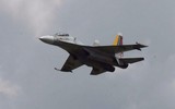 [ẢNH] Su-30MK2 Venezuela trước cuộc đối đầu lịch sử với tiêm kích tàng hình Mỹ