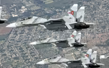 [ẢNH] Tiêm kích Su-30MK2 Venezuela đánh chặn cùng lúc hai máy bay quân sự Mỹ