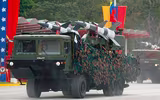 [ẢNH] Venezuela triển khai tên lửa phòng không tối tân, tuyên bố sẵn sàng bắn hạ máy bay Mỹ