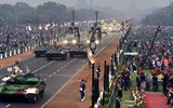 [ẢNH] Quân đội Ấn Độ duyệt binh khoe dàn vũ khí siêu hiện đại