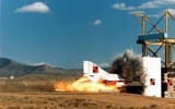[ẢNH] Kết quả gây sốc của màn đọ sức giữa tiêm kích F-4 Phantom II và tường bê tông