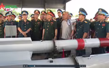[ẢNH] Tên lửa không chiến tối tân nhất trang bị cho tiêm kích Su-30MK2