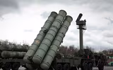 [ẢNH] Nga bất ngờ gián đoạn cung cấp tên lửa cho tổ hợp phòng không S-400 Trung Quốc