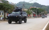 [ẢNH] Cảnh sát Cơ động triển khai xe bọc thép Shinjeong S5 bảo vệ ga Đồng Đăng