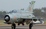 [ẢNH] Tiêm kích MiG-21 Bison Ấn Độ lại vừa bị Không quân Pakistan bắn hạ?