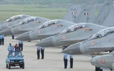 [ẢNH] Tiêm kích Pakistan bất ngờ tấn công dữ dội, Ấn Độ dồn Su-30MKI về sát biên giới