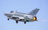 [ẢNH] MiG-21 Bison Ấn Độ khó có cửa thắng MiG-21 