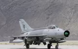 [ẢNH] MiG-21 Bison Ấn Độ khó có cửa thắng MiG-21 