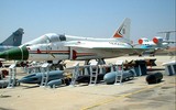 [ẢNH] Ấn Độ đưa tiêm kích nội địa Tejas lên biên giới quyết đấu JF-17 Pakistan?