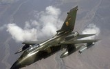 [ẢNH] Màn chia tay bầu trời siêu hoành tráng của các chiến đấu cơ Tornado