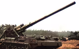 [ẢNH] Sau T-72B và Pantsir-S1, đến lượt pháo tự hành 2S7 Pion Nga đổ lật nhào khi hành quân