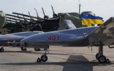 [ẢNH] Ukraine nhận vũ khí tối tân từ NATO, ly khai miền Đông 