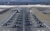 [ẢNH] Su-57 Nga biểu dương lực lượng hoành tráng nhưng vẫn... kém xa Mỹ