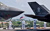 [ẢNH] Trung Quốc giật mình khi tàu đổ bộ tấn công Mỹ mang đầy F-35B tiến vào biển Đông