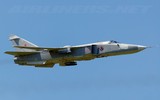 [ẢNH] Điều gì đang xảy ra khi An-124 lại tới Algeria để đưa Su-24 về Nga?