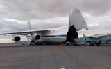 [ẢNH] Điều gì đang xảy ra khi An-124 lại tới Algeria để đưa Su-24 về Nga?