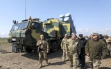 [ẢNH] Ukraine đe dọa dùng tên lửa Neptune bắn sập cầu vượt eo biển Kerch nối Nga với Crimea