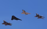 [ẢNH] F-15C rơi khi đấu đối kháng cùng F-22A, có phải bị bắn nhầm như MiG-31?