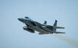 [ẢNH] F-15C rơi khi đấu đối kháng cùng F-22A, có phải bị bắn nhầm như MiG-31?