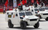 [ẢNH] Thiết giáp Venezuela đụng độ với người biểu tình do Trung Quốc sản xuất