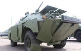 [ẢNH] Thiết giáp BRDM-2M biểu diễn tính năng trước tùy viên quân sự Việt Nam tại Nga