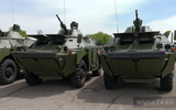 [ẢNH] Thiết giáp BRDM-2M biểu diễn tính năng trước tùy viên quân sự Việt Nam tại Nga