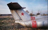 [ẢNH] Dàn máy bay quân sự bị lãng quên của không quân Ukraine