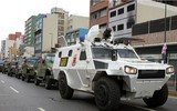 [ẢNH] Thiết giáp Venezuela đụng độ với người biểu tình do Trung Quốc sản xuất